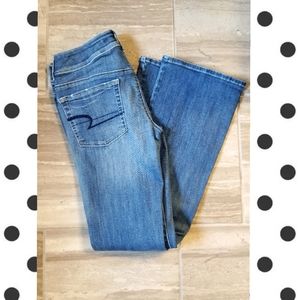 NWOT American Eagle kick boot jeans
